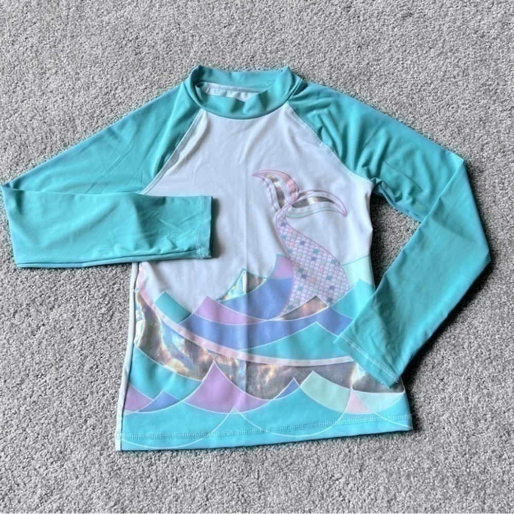 NWOT Cat & Jack mermaid long sleeve rash guard/ swim shirt size Medium 7-8